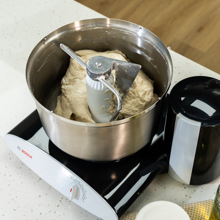 Black Universal Plus with Stainless Steel Bowl
